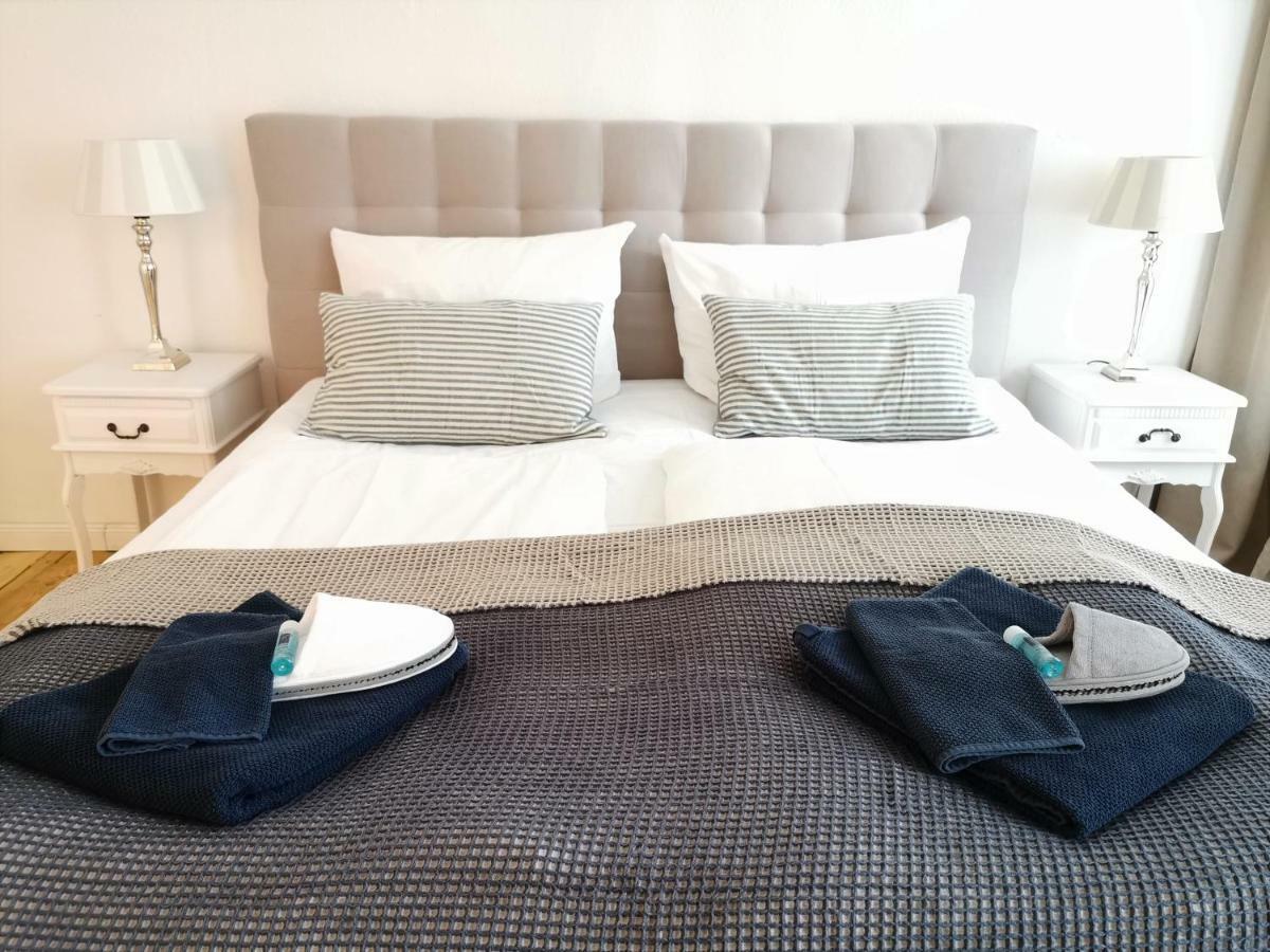 Fritz By Rockchair Apartments L Superhost Status L 3 Bedrooms Boxspringbeds 2 Bathrooms 2 Kitchen - Cozy Family & Business Flair Welcomes You! Berlin Eksteriør billede