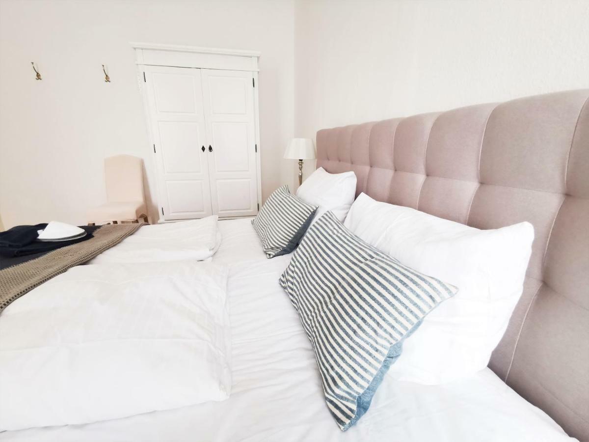 Fritz By Rockchair Apartments L Superhost Status L 3 Bedrooms Boxspringbeds 2 Bathrooms 2 Kitchen - Cozy Family & Business Flair Welcomes You! Berlin Eksteriør billede